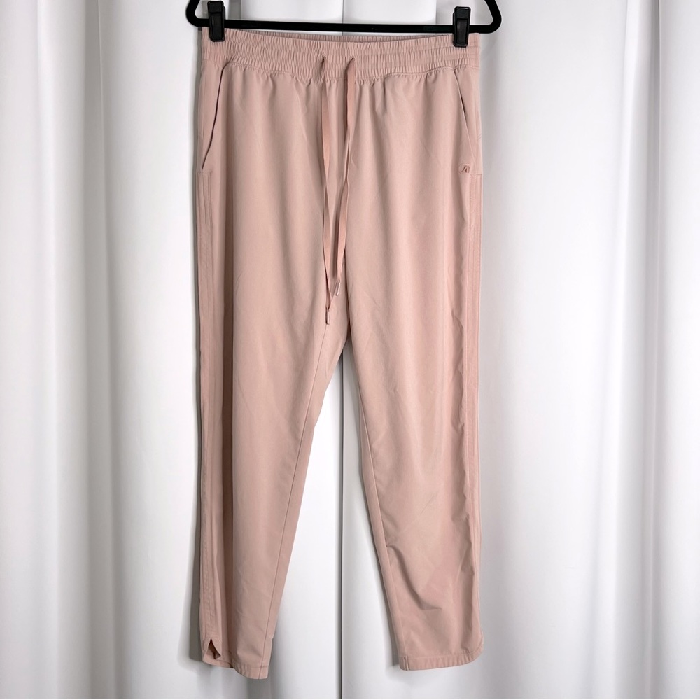 🛍️GapFit High Rise Pants - Size M